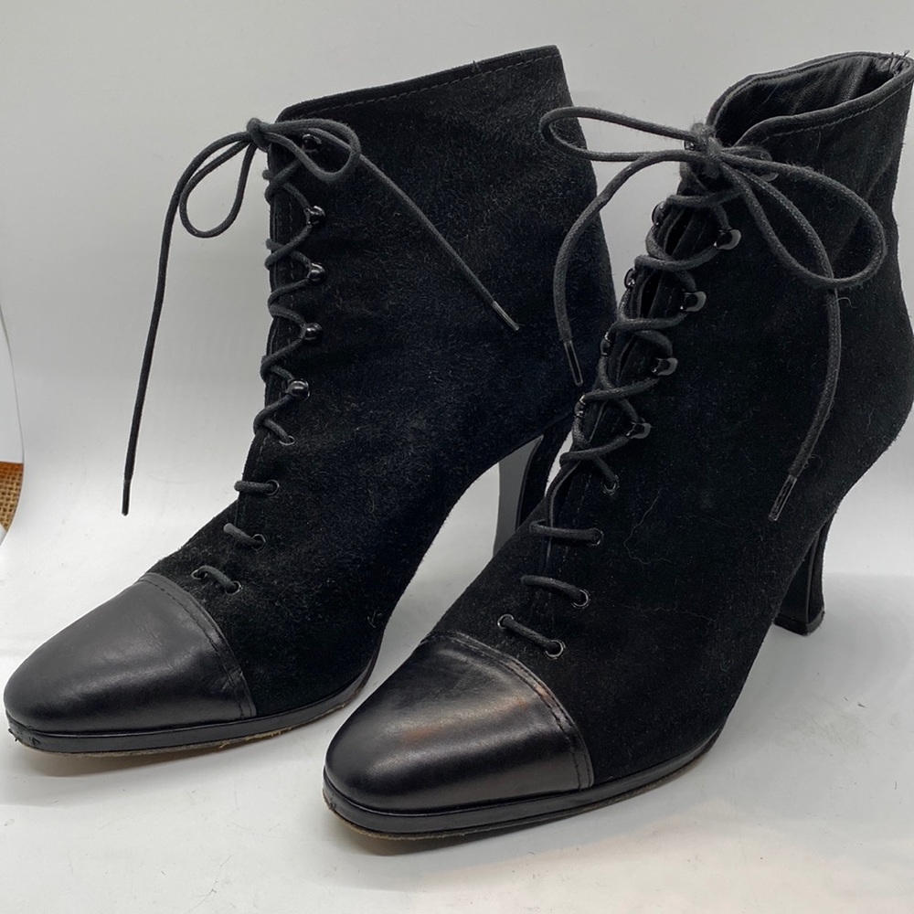 Anne Klein Couture Black Suede Lace up Boots